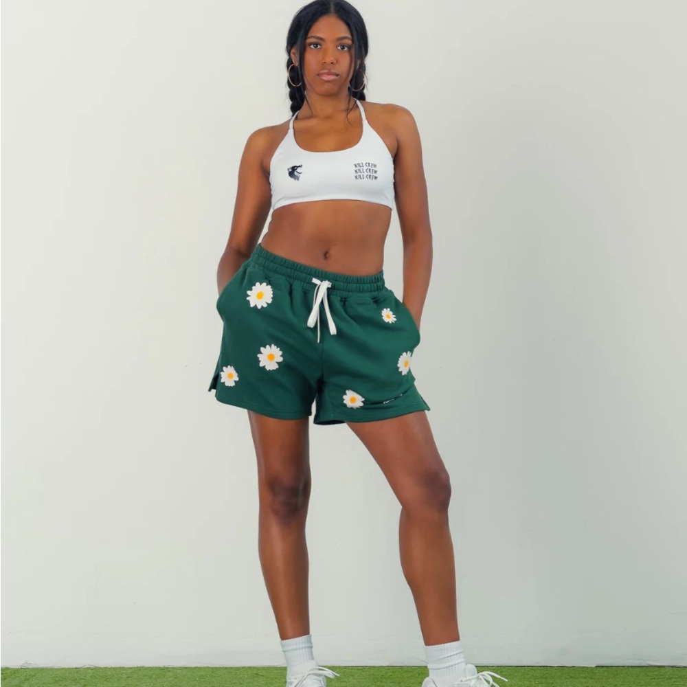 Green Shorts with Daisy Print kill crew - Picture 3 of 5
